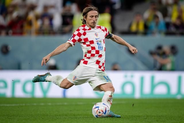 日本精品中文字幕